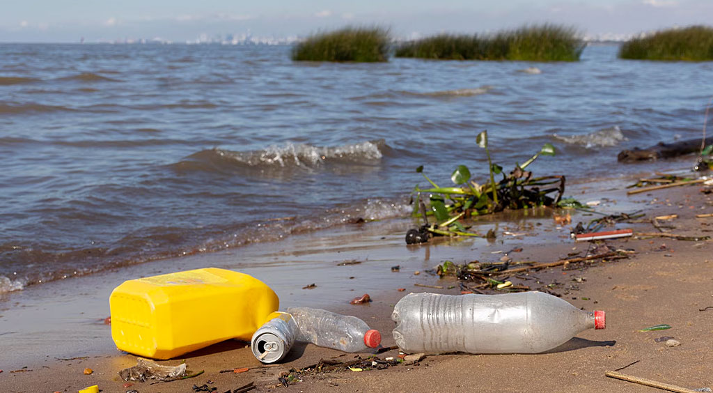 دلایل ایجاد آلودگی پلاستیک در طبیعت