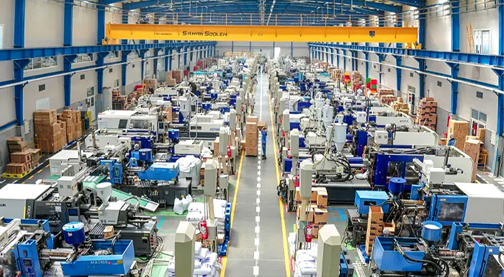 رشد کارخانه‌های تولید پلاستیک در دهه‌های بعد از 1340 در ایران